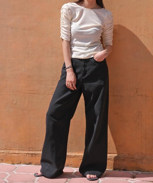 AKTE（アクテ）の「バックオープンギャザートップス（Tシャツ/カットソー・レディース・ブラック/アイボリー・FREE）」の6枚目の写真