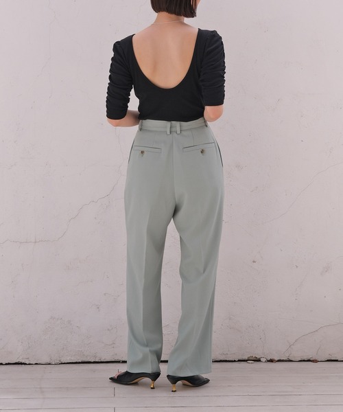 AKTE（アクテ）の「バックオープンギャザートップス（Tシャツ/カットソー・レディース・ブラック/アイボリー・FREE）」の18枚目の写真