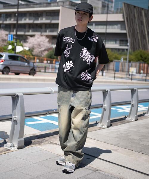 WEGO（ウィゴー）の「WEGO/アクセ付きラフガキグラフィックT（Tシャツ/カットソー・メンズ・ブラック/ホワイト・MEDIUM/LARGE）」の4枚目の写真