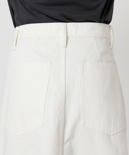 KURO(クロ)の「KURO 別注 デニムスカート(デニムスカート・レディース・ブラック/ホワイト・SMALL/MEDIUM)」の4枚目の写真