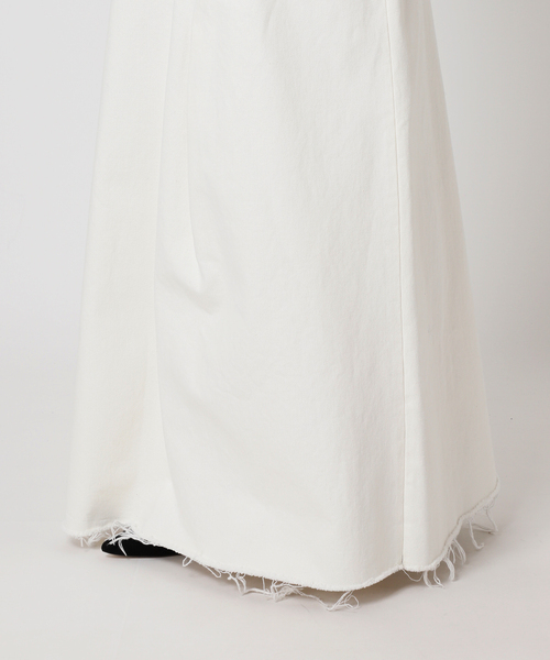 KURO(クロ)の「KURO 別注 デニムスカート(デニムスカート・レディース・ブラック/ホワイト・SMALL/MEDIUM)」の7枚目の写真