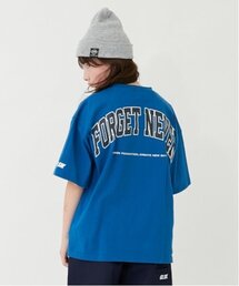 GLAZOS | 【大人向けサイズあり】【FORGETNEVER】バックアーチカレッジロゴ半袖Tシャツ_GLSW(Tシャツ/カットソー)