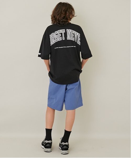 GLAZOS(グラソス)の「【大人向けサイズあり】【FORGETNEVER】バックアーチカレッジロゴ半袖Tシャツ_GLSW(Tシャツ/カットソー・キッズ・ブラック/ブルー/ホワイト・M/L/LL/S)」の18枚目の写真