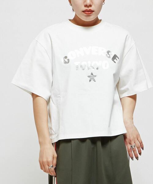 CONVERSE TOKYO(コンバーストウキョウ)の「FOIL PRINT LOGO TEE(Tシャツ/カットソー・レディース・ブラック/杢グレー/ホワイト/ネイビー/ブルー/ピンク/ミント・FREE)」の2枚目の写真