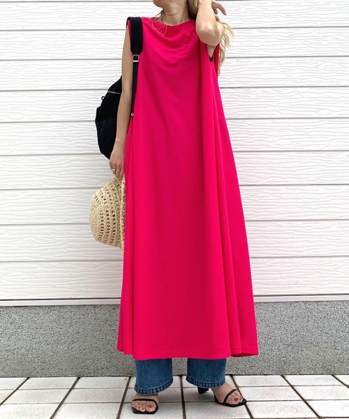 新品qshopキュー 接触冷感ノースリーブ マキシワンピース フレアワンピース Q(キュー)の「接触冷感ノースリマキシワンピース(ワンピース