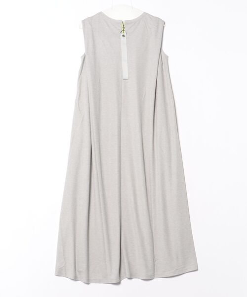 Q(キュー)の「接触冷感ノースリマキシワンピース(ワンピース・レディース・ブラック/ライトグレー/ピンク・MEDIUM)」の6枚目の写真