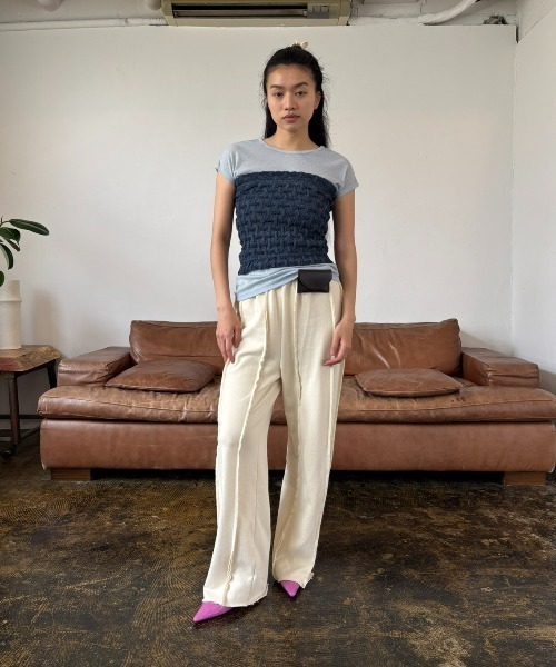 FUULLY STUDIO（フーリィーステューディオ）の「デニムシャーリングビスチェ（チューブトップ・レディース・ネイビー・FREE）」の6枚目の写真