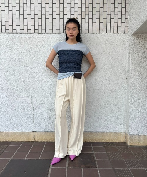 FUULLY STUDIO（フーリィーステューディオ）の「デニムシャーリングビスチェ（チューブトップ・レディース・ネイビー・FREE）」の10枚目の写真