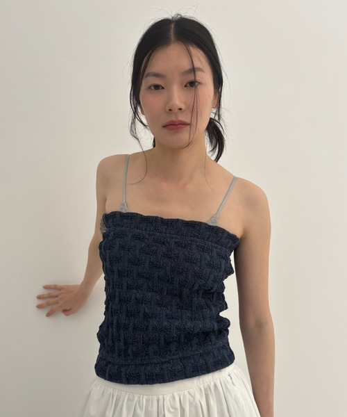 FUULLY STUDIO（フーリィーステューディオ）の「デニムシャーリングビスチェ（チューブトップ・レディース・ネイビー・FREE）」の18枚目の写真