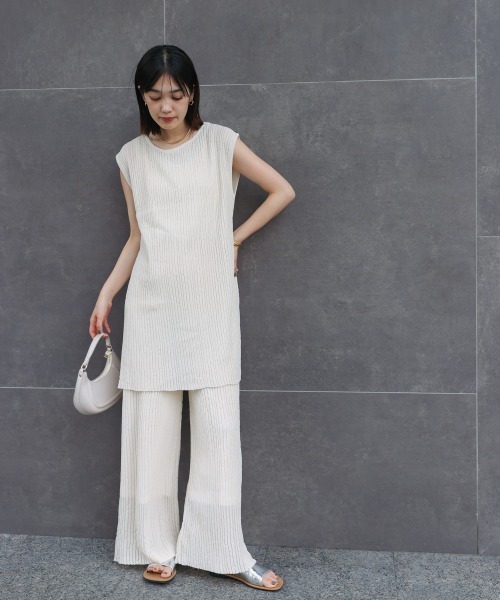 Bou Jeloud（ブージュルード）の「前後2WAYウェービーメッシュニットチュニック（チュニック・レディース・モカ/ブラック/オフホワイト・FREE）」の9枚目の写真