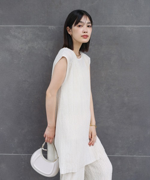 Bou Jeloud（ブージュルード）の「前後2WAYウェービーメッシュニットチュニック（チュニック・レディース・モカ/ブラック/オフホワイト・FREE）」の11枚目の写真