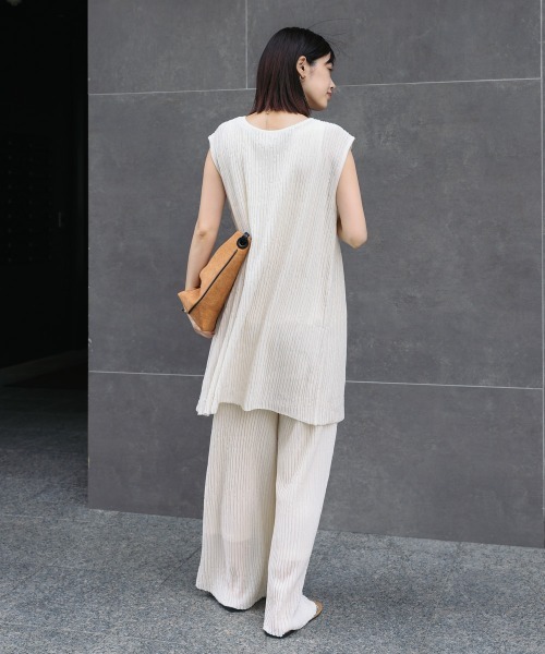 Bou Jeloud（ブージュルード）の「前後2WAYウェービーメッシュニットチュニック（チュニック・レディース・モカ/ブラック/オフホワイト・FREE）」の15枚目の写真