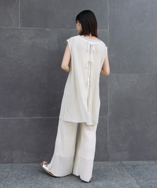 Bou Jeloud（ブージュルード）の「前後2WAYウェービーメッシュニットチュニック（チュニック・レディース・モカ/ブラック/オフホワイト・FREE）」の17枚目の写真