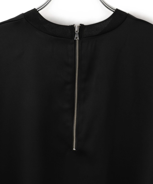 ADAM ET ROPE'（アダムエロペ）の「【サステナブル】サテンTブラウス（シャツ/ブラウス・レディース・ブラック/ホワイト・FREE）」の16枚目の写真