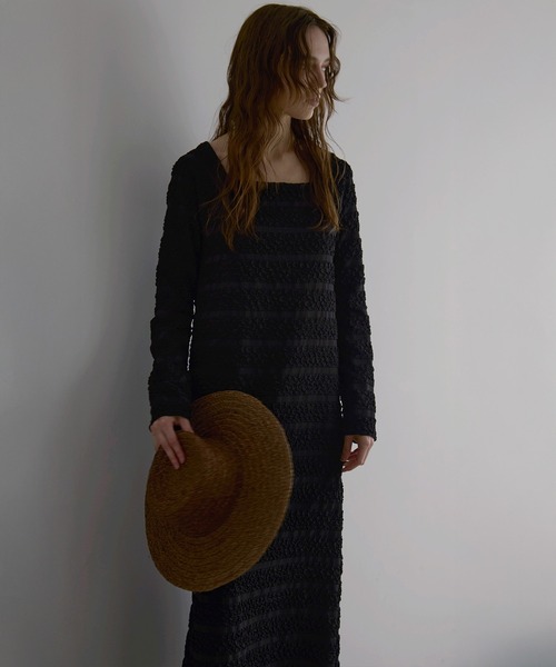 MIELI INVARIANT（ミエリインヴァリアント）の「Jacquard Wrinkle Dress（ワンピース・レディース・ブラック/ホワイト・FREE）」の22枚目の写真