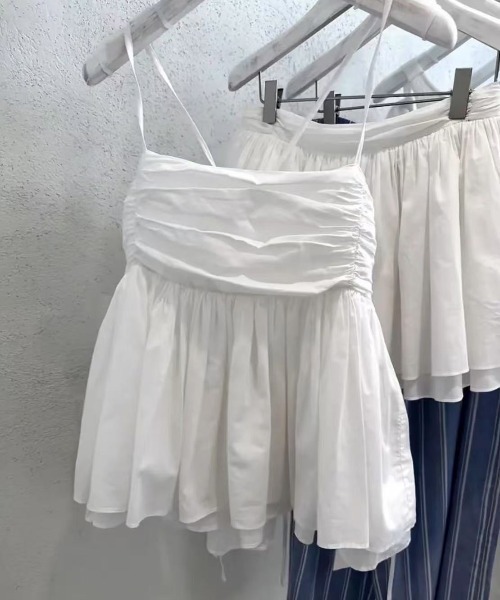 セール】YUGA_YGMC Back open pleated flare camisole