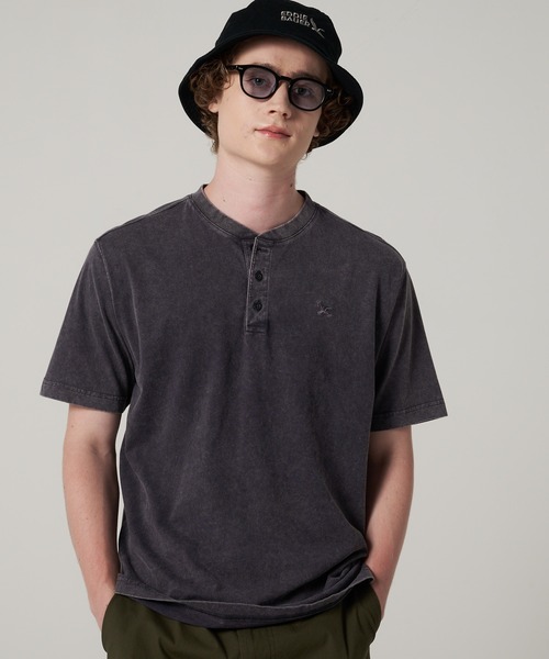 Eddie Bauer（エディーバウアー）の「ピグメント ヘンリーネック Tシャツ（Tシャツ/カットソー・メンズ・サックスブルー/チャコールグレー/ミント・S/M/L/XL/XXL）」の10枚目の写真