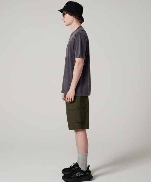 Eddie Bauer（エディーバウアー）の「ピグメント ヘンリーネック Tシャツ（Tシャツ/カットソー・メンズ・サックスブルー/チャコールグレー/ミント・S/M/L/XL/XXL）」の6枚目の写真