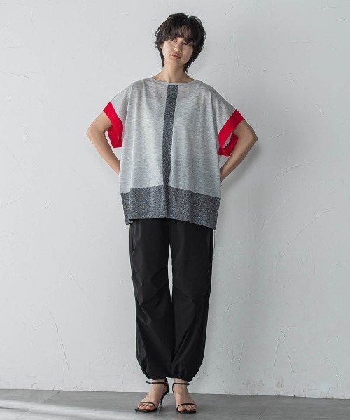 MAYSON GREY(メイソングレイ)の「配色センターラインニットプルオーバー≪手洗い可能≫(ニット/セーター・レディース・レッド系その他/ブルー系その他/ホワイト系その他/ベージュ系その他・M)」の6枚目の写真