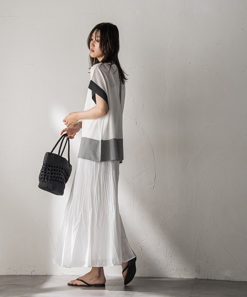 MAYSON GREY(メイソングレイ)の「配色センターラインニットプルオーバー≪手洗い可能≫(ニット/セーター・レディース・レッド系その他/ブルー系その他/ホワイト系その他/ベージュ系その他・M)」の17枚目の写真
