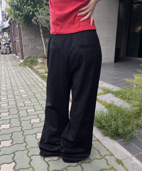 UNE MANSION(ユヌマンション)の「コットン100%フロントフリルポイントローライズワイドシルエットパンツ(その他パンツ・レディース・ブラック/チャコール/ベージュ・SMALL/MEDIUM/LARGE)」の18枚目の写真