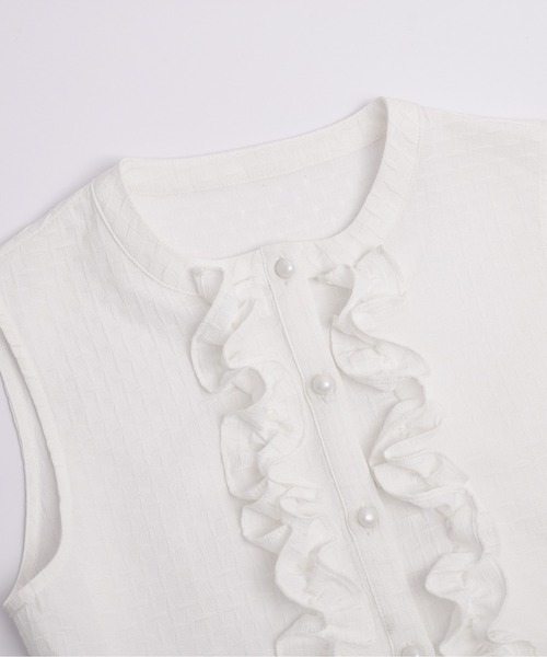 AMELY(エミリー)の「ペプラムノースリーブブラウス(シャツ/ブラウス・レディース・ホワイト/ブラック・フリー)」の5枚目の写真