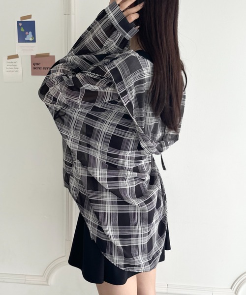 wears(ウェアーズ)の「フード付きオーバーシアーチェックシャツ(シャツ/ブラウス・レディース・ホワイト/ブラック・FREE)」の3枚目の写真