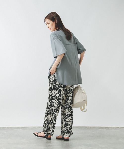 GLOBAL WORK（グローバルワーク）の「フローズンTラウンドチュニック/498386（Tシャツ/カットソー・レディース・ブラック/グリーン/ピンク/ベージュ/オフホワイト・LARGE/MEDIUM）」の13枚目の写真