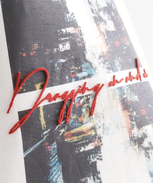 tk.TAKEO KIKUCHI（ティーケータケオキクチ）の「アーバングラフィックブラシ刺繍Tシャツ（Tシャツ/カットソー・メンズ・ブラック/オリーブ/ホワイト・03/02）」の9枚目の写真