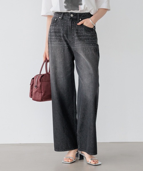 BAYFLOW（ベイフロー）の「[後ろゴム仕様でノンストレス]ビジューデニムパンツ（デニムパンツ・レディース・ブラック/インディゴブルー・SMALL/MEDIUM）」の2枚目の写真