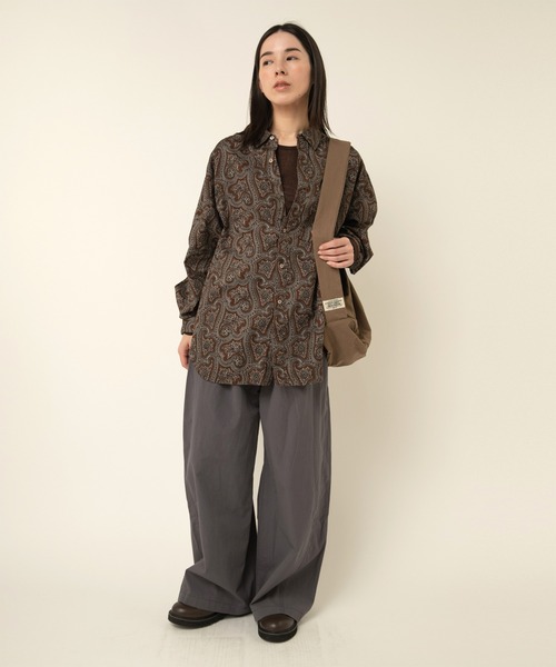 RNA-N(アールエヌエーエヌ)の「R4357 ワイドイージーラインパンツ(デニムパンツ・レディース・グレー/ブルー/ライトインディゴブルー・FREE)」の16枚目の写真