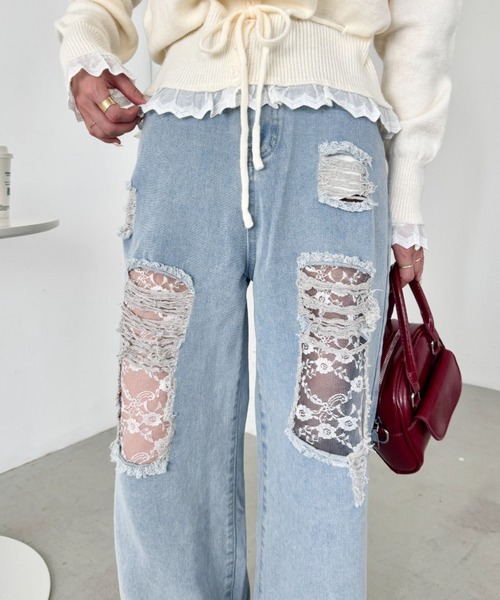 SOLLON.（ソルロン）の「レースダメージデニムパンツ（デニムパンツ・レディース・ライトブルー・S/M）」の2枚目の写真