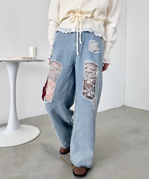 SOLLON.（ソルロン）の「レースダメージデニムパンツ（デニムパンツ・レディース・ライトブルー・S/M）」の7枚目の写真