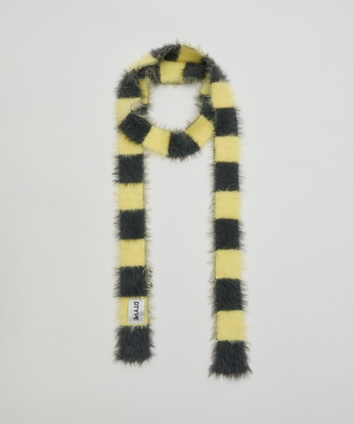 DTYYPE（ドタイプ）の「ボディピアス付きボーダースリムマフラー（マフラー・レディース・イエロー/レッド/ブラック・FREE）」の7枚目の写真