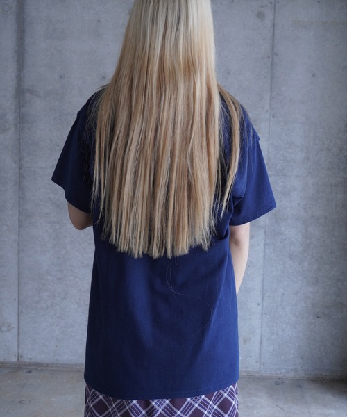 AKISHIKA design(アキシカデザイン)の「KNK CLUB T-SHIRTS(Tシャツ/カットソー・メンズ・ネイビー・L/M)」の3枚目の写真