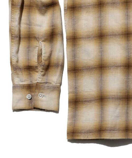 BEAMS PLUS（ビームスプラス）の「オンブレ チェック オープンカラー シャツ（シャツ/ブラウス・メンズ・ブラウン/ブルー・XL/L/M/S）」の17枚目の写真