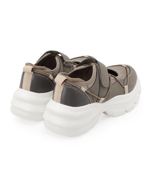 SHOO・LA・RUE（シューラルー）の「メリージェーンスニーカー（スニーカー・レディース・ダークブラウン系3/ブラック/ブラウン系その他・35/45）」の7枚目の写真