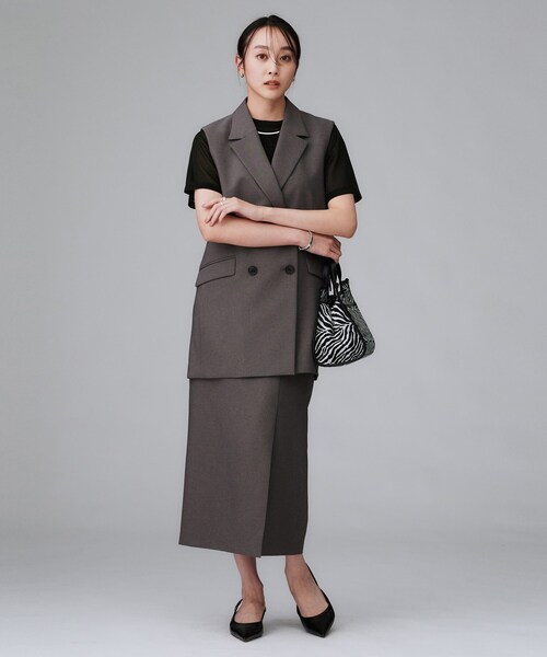 UNTITLED(アンタイトル)の「【洗える】ラメシアーTシャツ(Tシャツ/カットソー・レディース・ライトグレー/グレー/ブラック・48/44/04/02/00)」の20枚目の写真