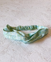 MAZEMAZE（マゼマゼ）の「グラデーションクロスターバン（ヘアバンド）」