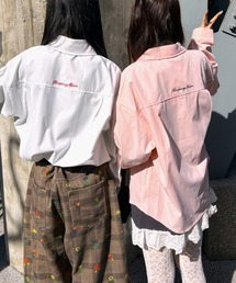 LAC-VERT（ラック・ヴェール）の「バック刺繍オーバーサイズシャツ（シャツ/ブラウス）」