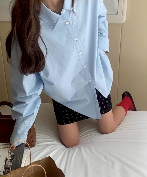 LAC-VERT(ラック・ヴェール)の「バック刺繍オーバーサイズシャツ(シャツ/ブラウス・レディース・ブルー/ホワイト/ピンク・FREE)」の11枚目の写真