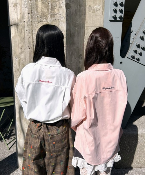 LAC-VERT(ラック・ヴェール)の「バック刺繍オーバーサイズシャツ(シャツ/ブラウス・レディース・ブルー/ホワイト/ピンク・FREE)」の15枚目の写真