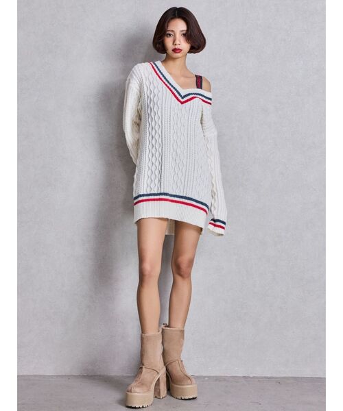 GYDA(ジェイダ)の「フェイクムートンplatformショートブーツ(ブーツ・レディース・ベージュ/ブラック・SMALL/MEDIUM/LARGE)」の8枚目の写真