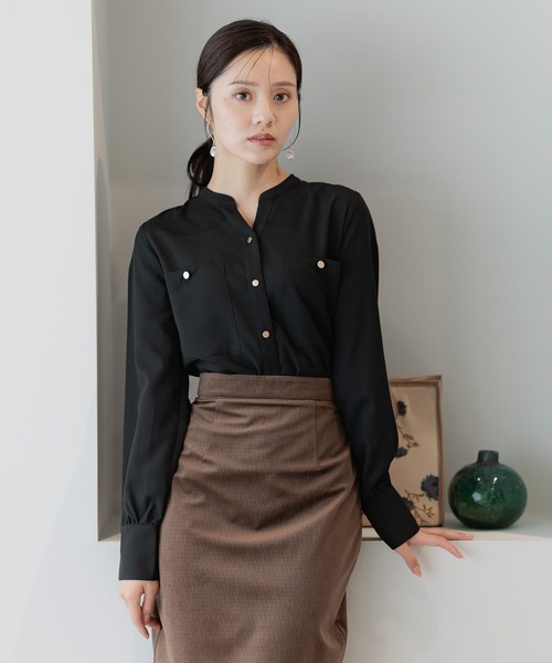 Andemiu(アンデミュウ)の「キンボタンサファリシャツ長袖595912(シャツ/ブラウス・レディース・ブラック/グレイッシュベージュ/オフホワイト/ボルドー/ワイン・FREE)」の19枚目の写真