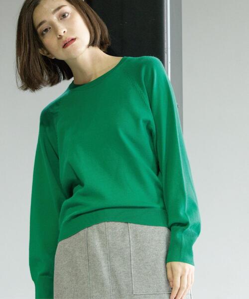 OPAQUE.CLIP（オペークドットクリップ）の「ラグランクルーネックニット/エクストラファインメリノウール【THEシリーズ/洗濯機OK】（ニット/セーター・レディース・ブラック/グレー系4/キャメル/ワインレッド/グリーン系その他5/ブルー系その他・38/40/36/42）」の20枚目の写真