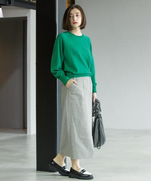 OPAQUE.CLIP（オペークドットクリップ）の「ラグランクルーネックニット/エクストラファインメリノウール【THEシリーズ/洗濯機OK】（ニット/セーター・レディース・ブラック/グレー系4/キャメル/ワインレッド/グリーン系その他5/ブルー系その他・38/40/36/42）」の14枚目の写真