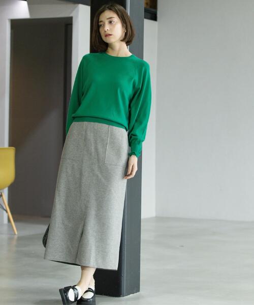 OPAQUE.CLIP（オペークドットクリップ）の「ラグランクルーネックニット/エクストラファインメリノウール【THEシリーズ/洗濯機OK】（ニット/セーター・レディース・ブラック/グレー系4/キャメル/ワインレッド/グリーン系その他5/ブルー系その他・38/40/36/42）」の13枚目の写真