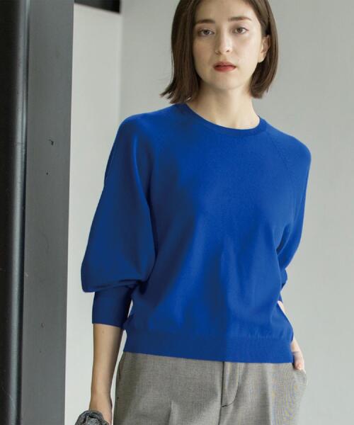 OPAQUE.CLIP（オペークドットクリップ）の「ラグランクルーネックニット/エクストラファインメリノウール【THEシリーズ/洗濯機OK】（ニット/セーター・レディース・ブラック/グレー系4/キャメル/ワインレッド/グリーン系その他5/ブルー系その他・38/40/36/42）」の9枚目の写真