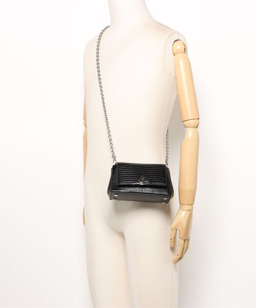 Vivienne Westwood(ヴィヴィアンウエストウッド)の「HAZEL SMALL HANDBAG(トートバッグ・レディース・ブラック/ホワイト/ローズ・FREE)」の8枚目の写真