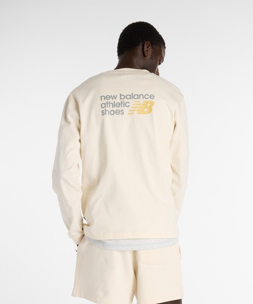 NEW BALANCE(ニューバランス)の「Athletics プレミアムロゴロングスリーブTシャツ(Tシャツ/カットソー・メンズ・ライトベージュ/コバルトブルー・LARGE/X-LARGE/XX-LARGE/SMALL/MEDIUM)」の11枚目の写真